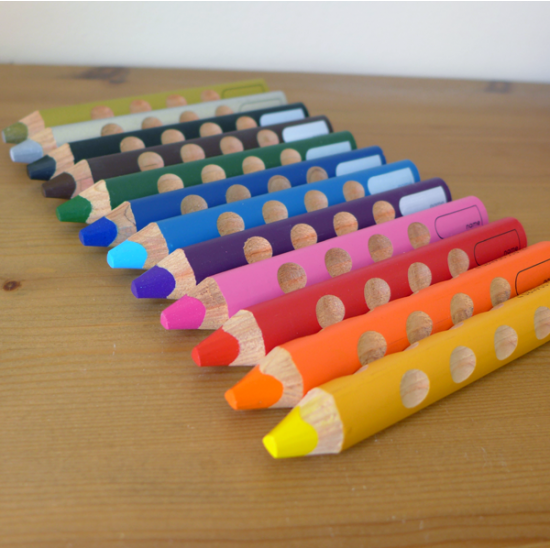 أقلام خشبية للتلوين سميكة محفورة- رزمة 12 قلم